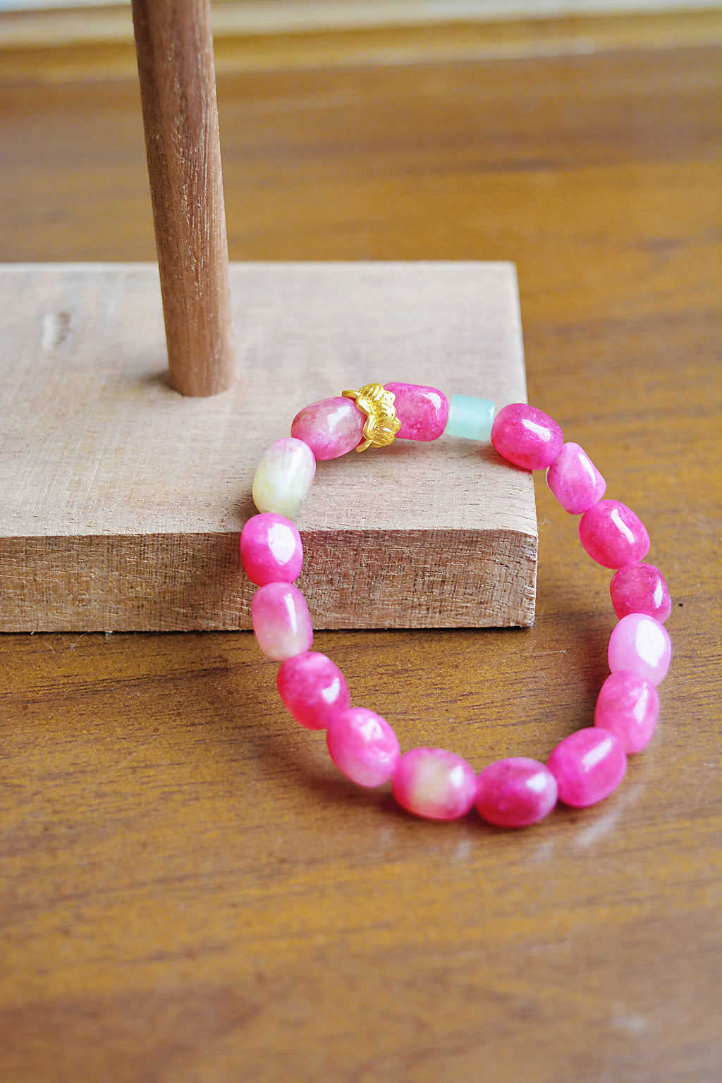 Dawn Petals｜Deep Pink Jade & Aventurine Bracelet
