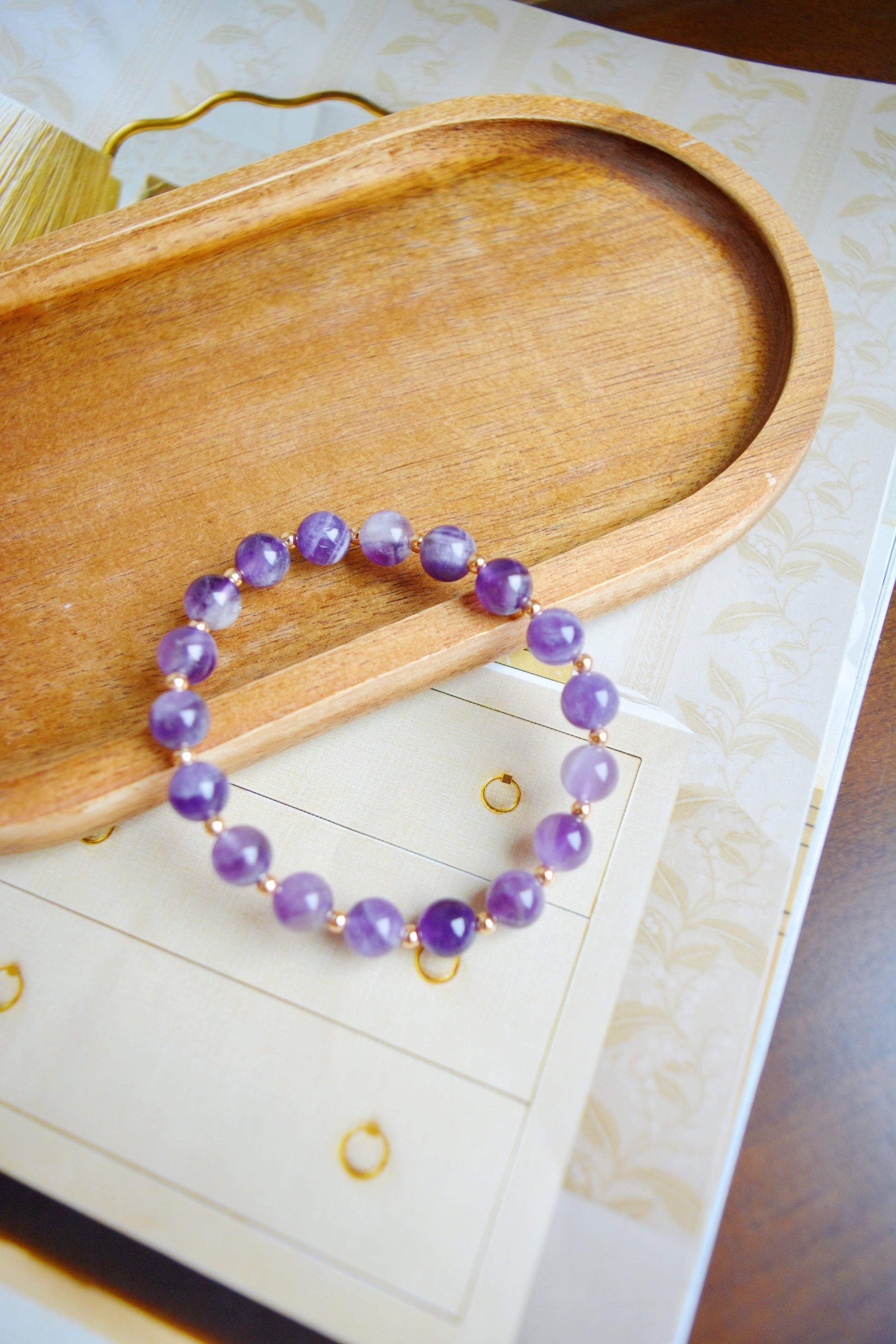 Eerie light shimmers|Amethyst Glow Set – 14k Gold Necklace & Bracelet
