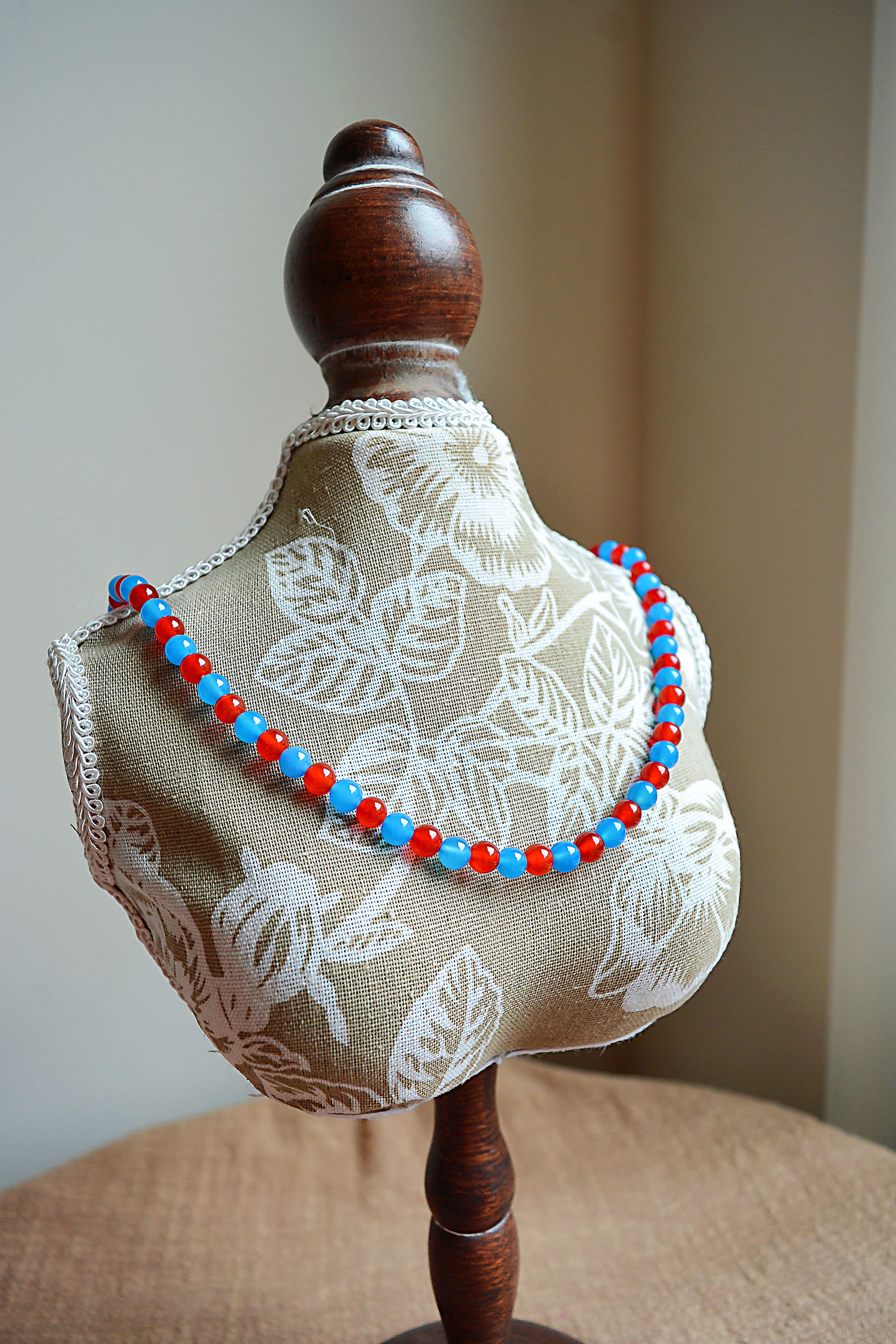 Flame & Frost｜Red and Blue Agate Necklace